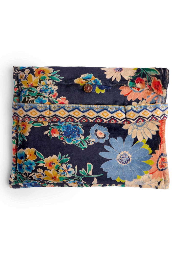 Travel Blanket in Tiana