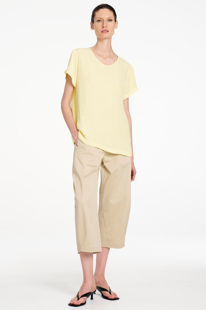 Travel T in Lemon