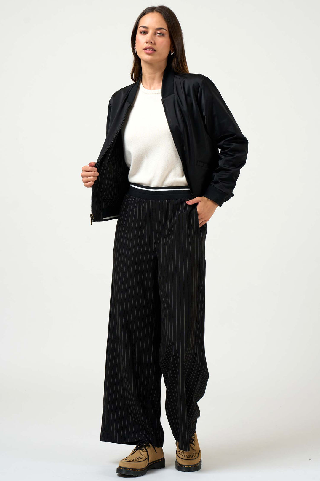 Trax Jacket in Black