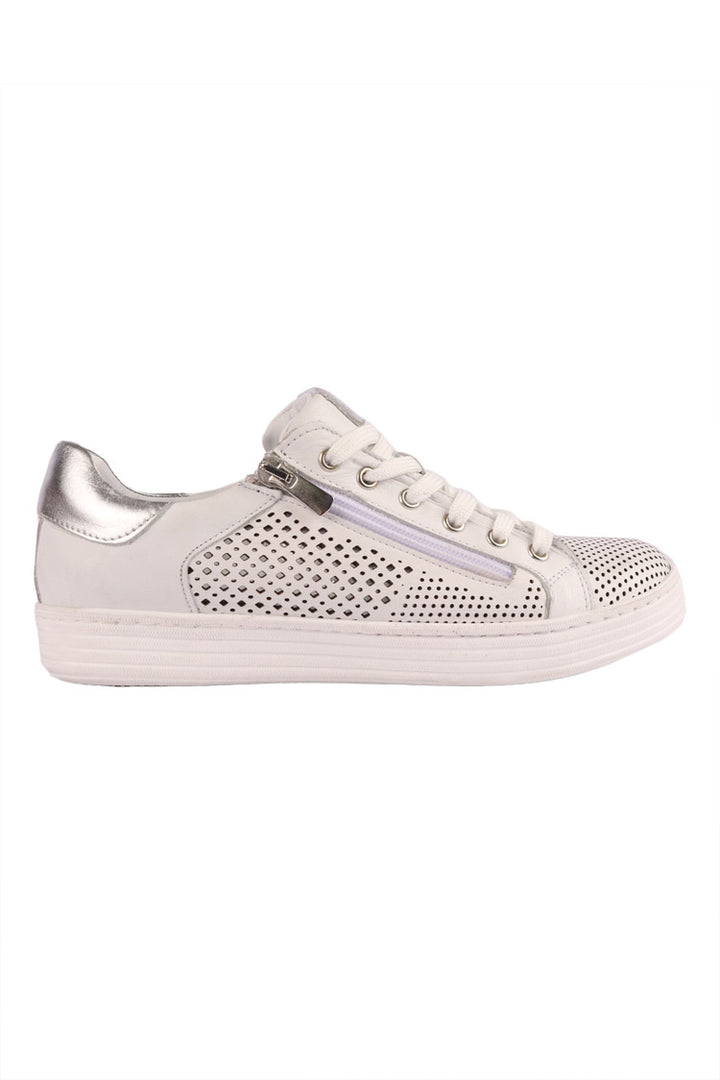 Universal Sneaker in White Silver