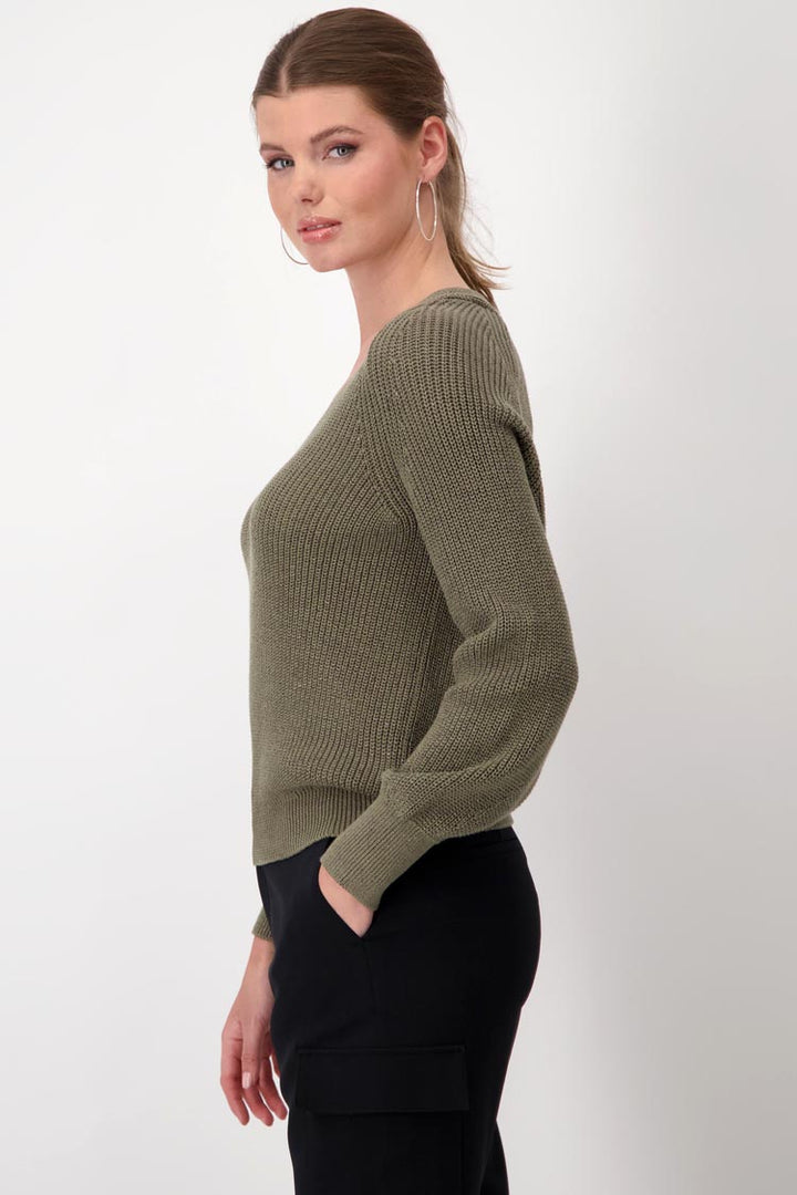 V-Neck Knit Pullover in Green Tea