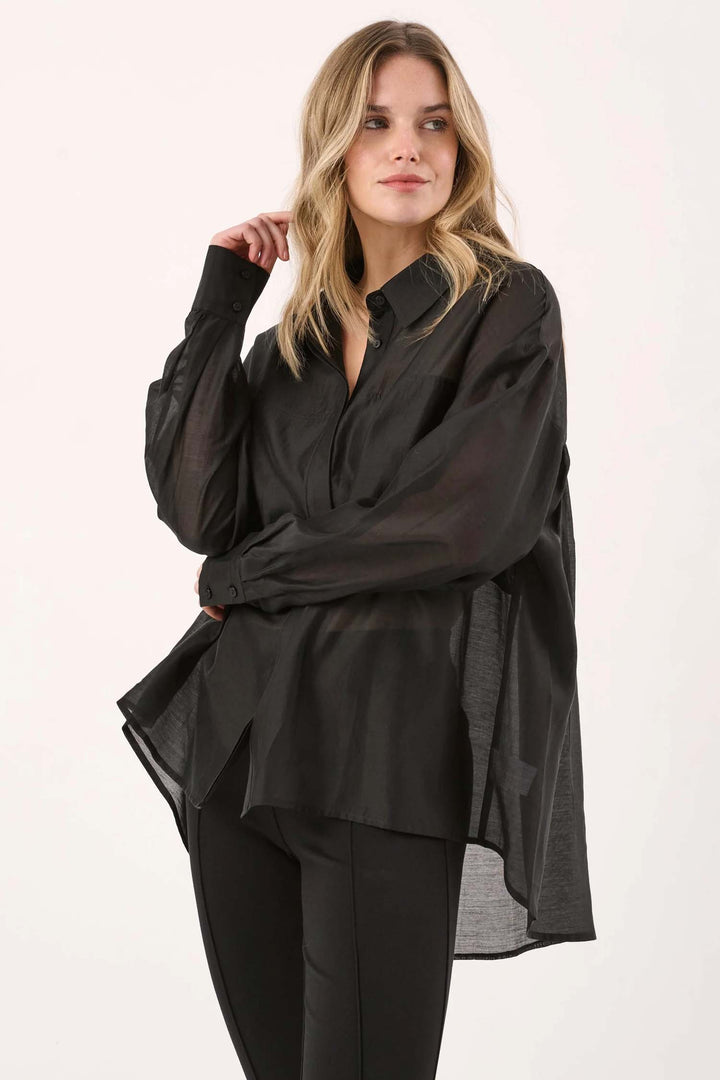 Val Oversized Shirt in Black