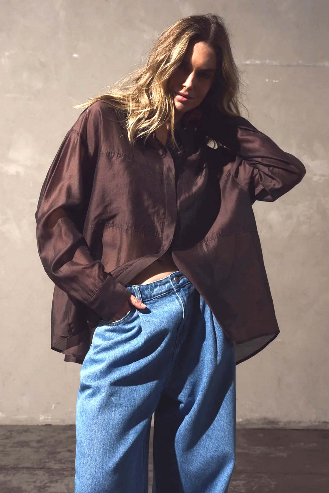 Val Oversized Shirt in Chocolate