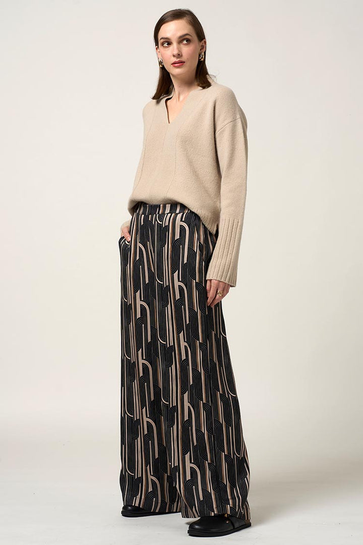 Weekender Sweater in Taupe
