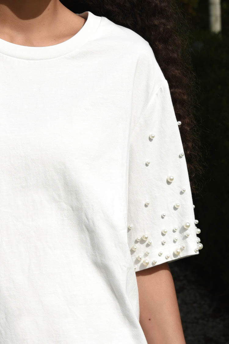 What a Pearl Wants T-Shirt in White | FINAL SALE