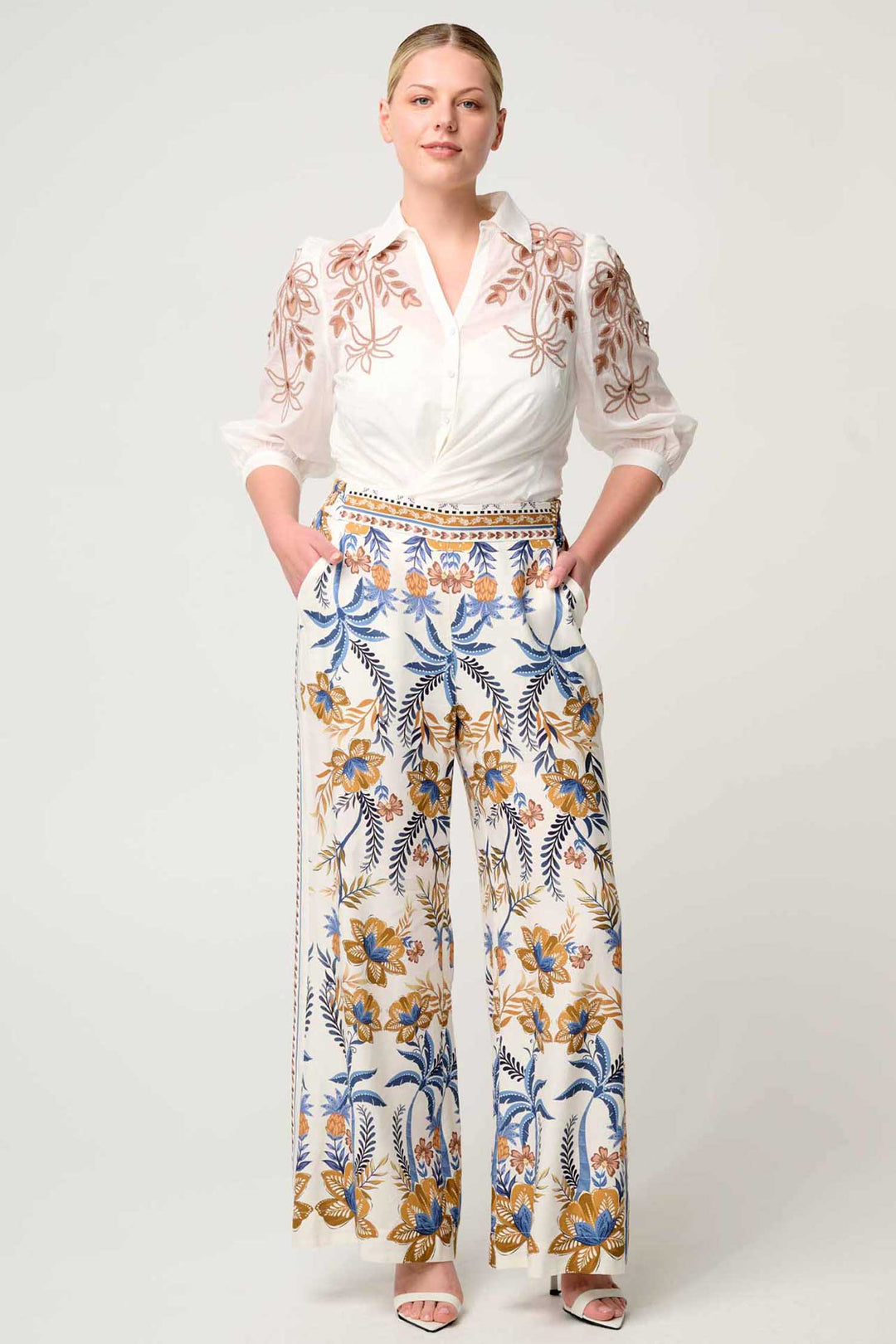 Willow Half Elastic Waist Contrast Panel Pant in Golden Medina