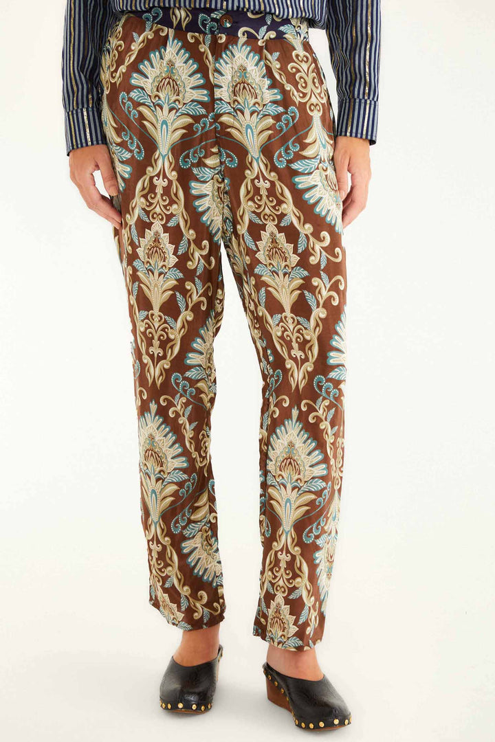 Wonderful Arabesque Brown Pants