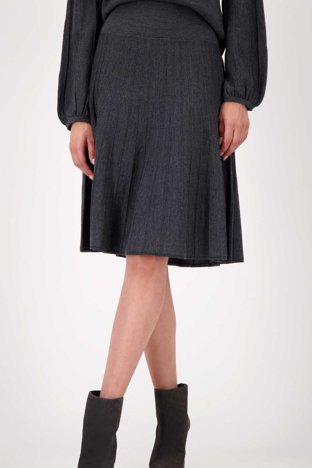 Pleated Knit Skirt in Anthra Melange