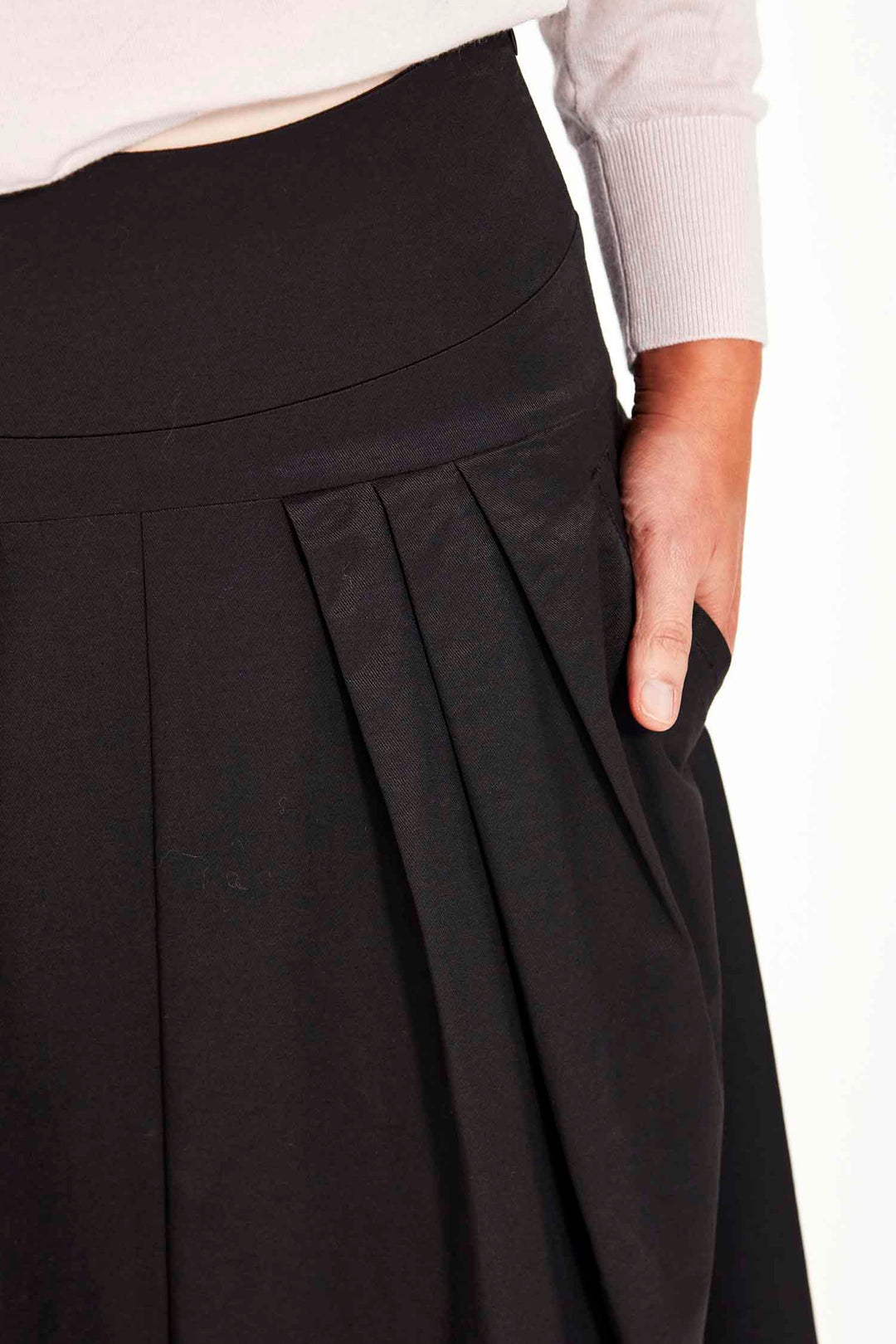 York Skirt in Black