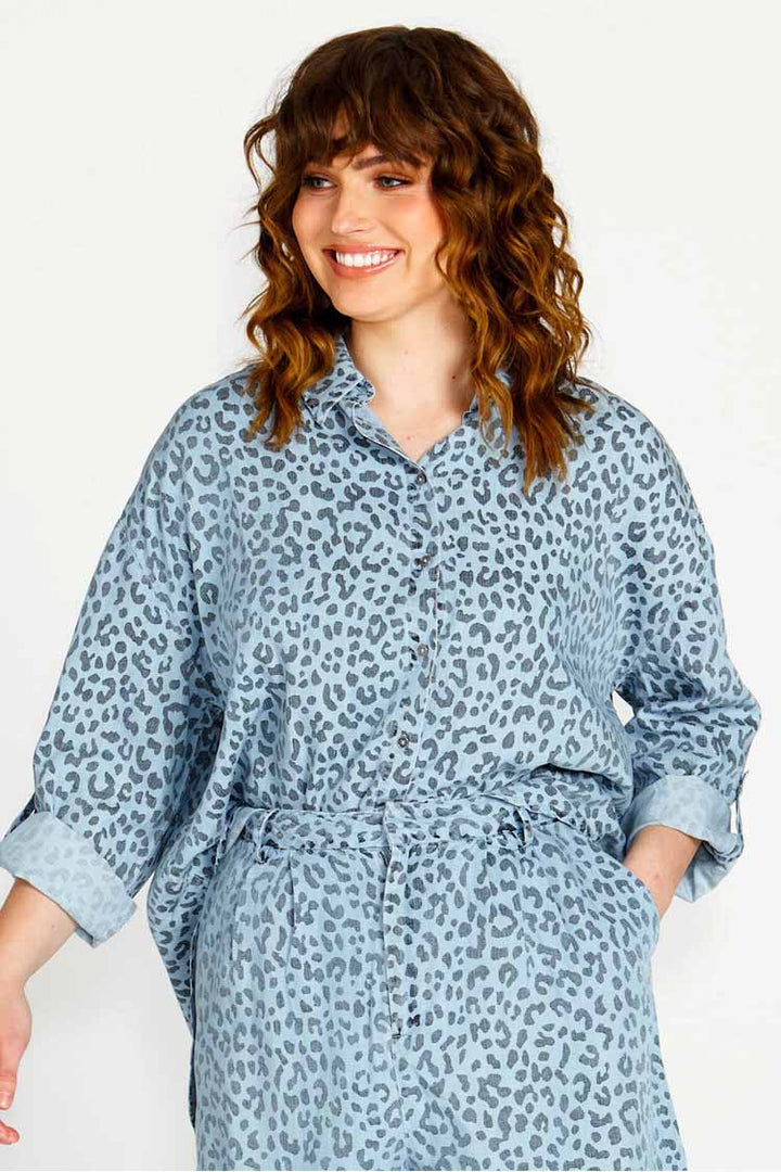 Zahlia Shirt in Denim Cheetah