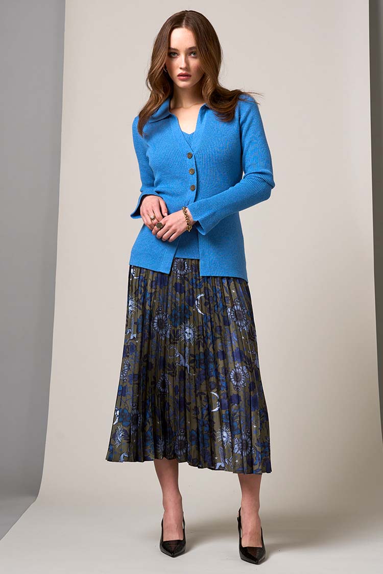 Zarah Cardi in Wedgewood Blue