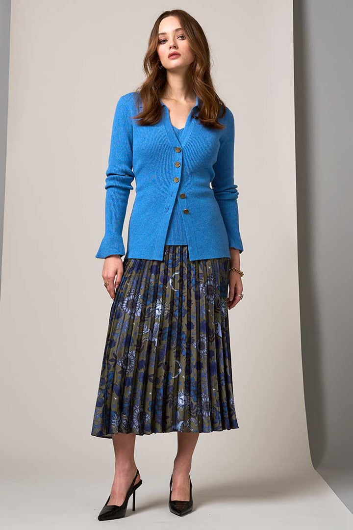 Zarah Cardi in Wedgewood Blue