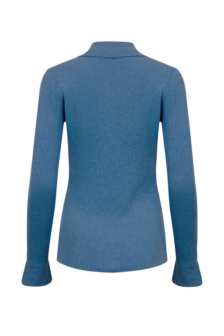 Zarah Cardi in Wedgewood Blue