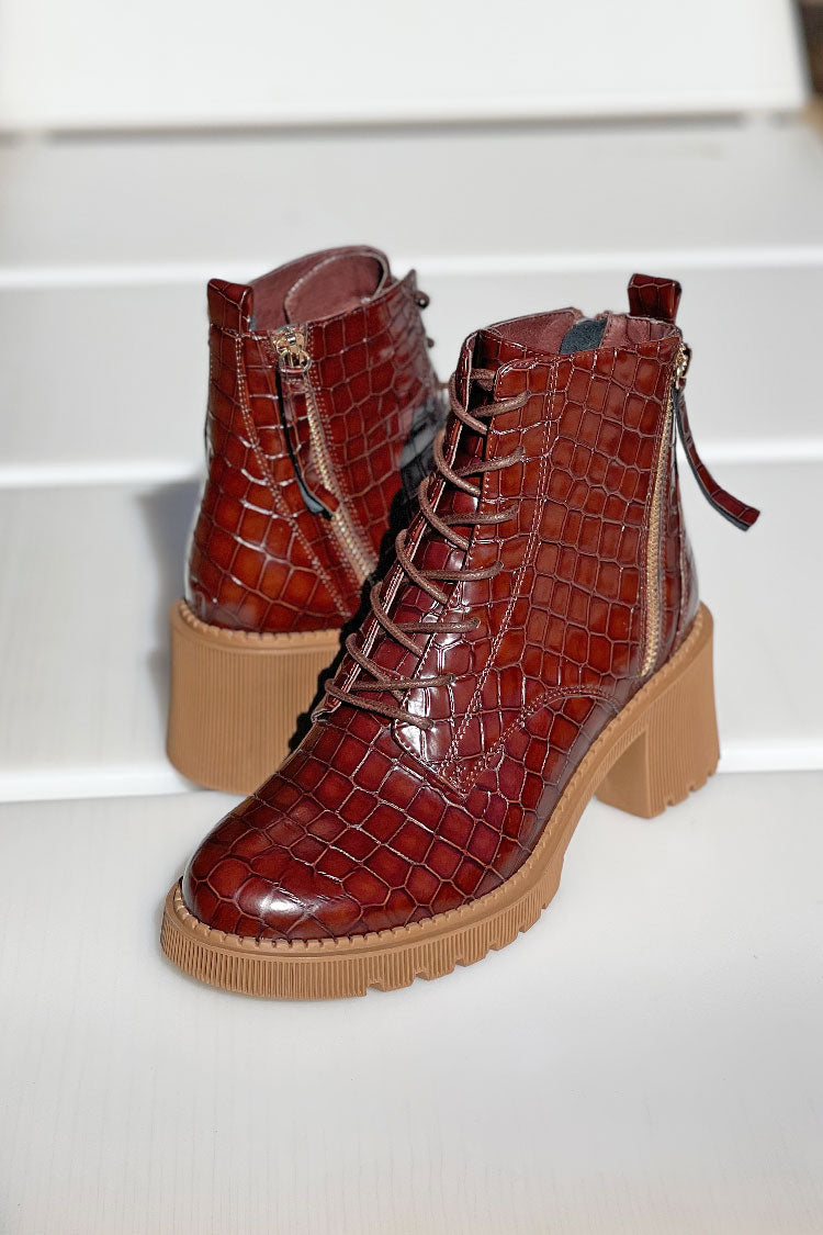 Zyan Croc Leather Boots in Nutmeg