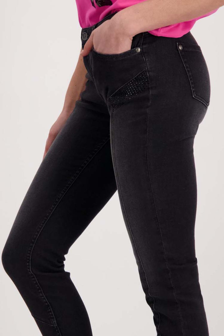 Ankle Jeans w Rhinestone details