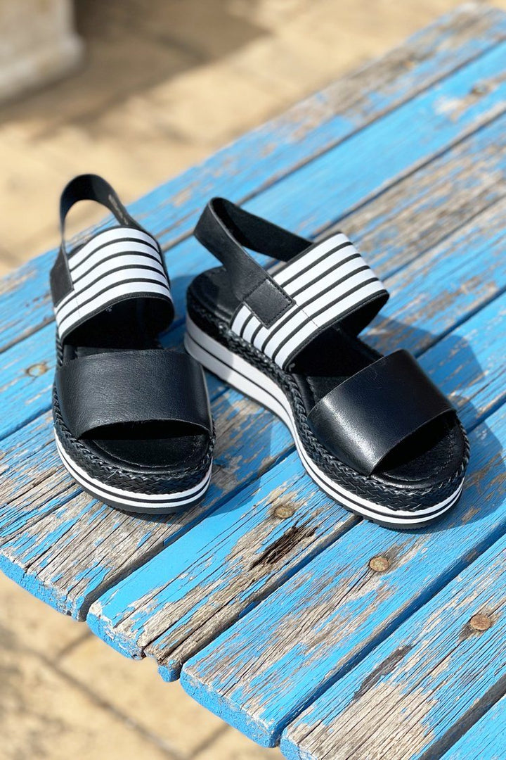 Aziz Sandal in Black Shoes Django & Juliette 