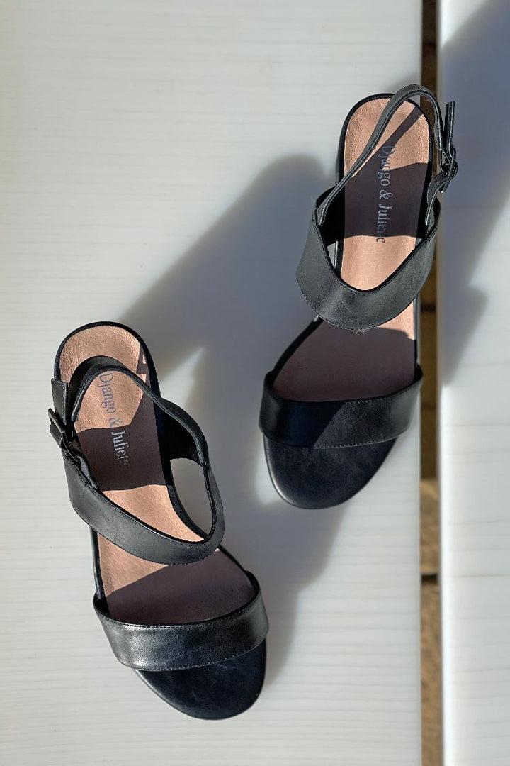 Calons Leather Heel in Black