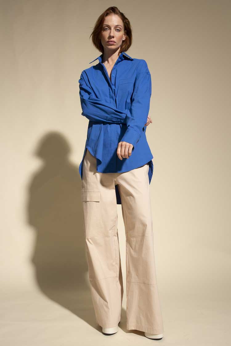Cargo Walker in Marzipan
