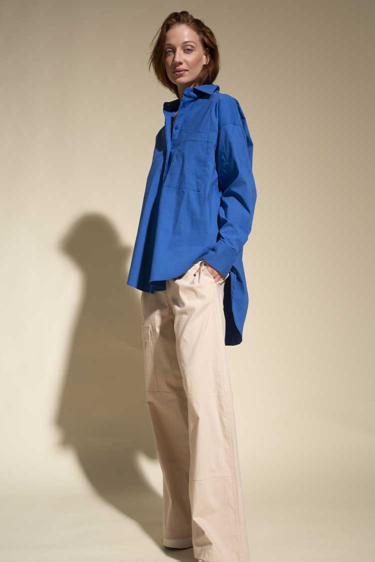 Cargo Walker in Marzipan