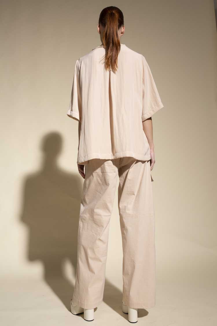 Cargo Walker in Marzipan