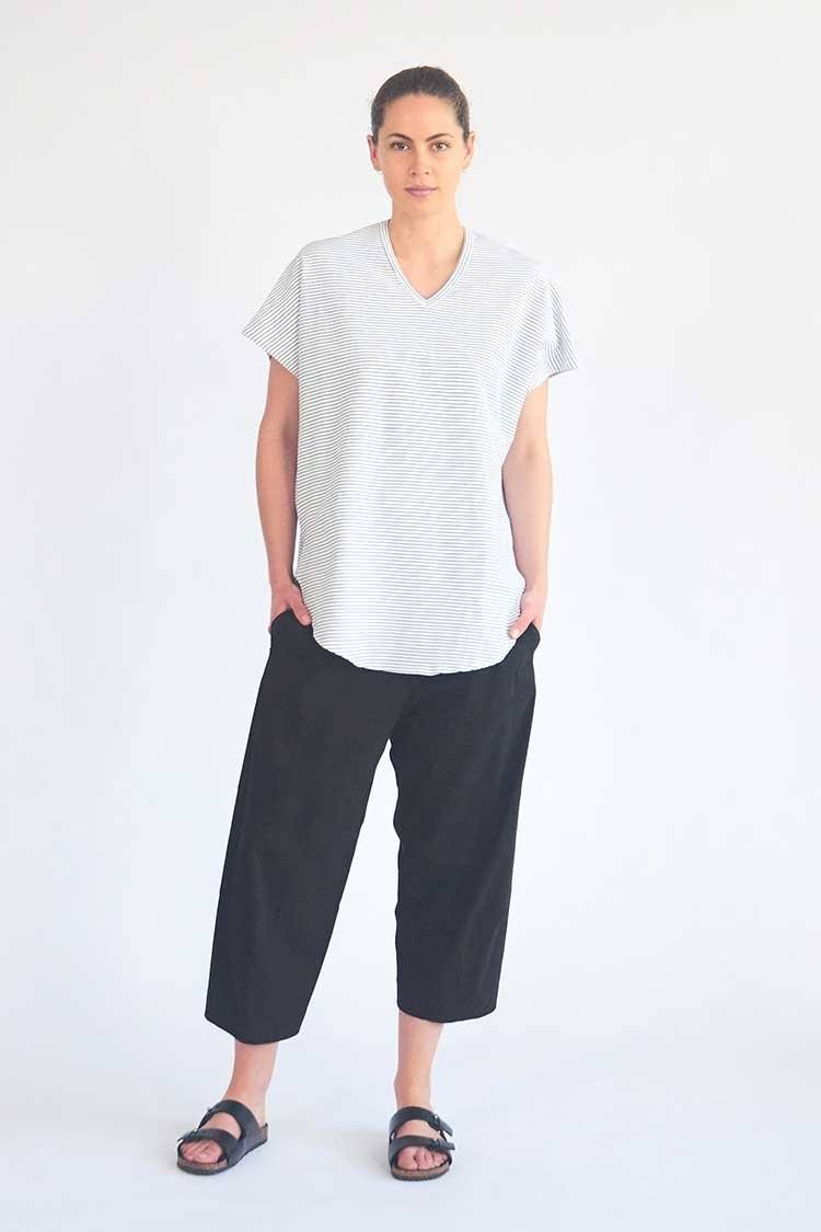 Cropped Tuscan Pant in French Navy Bottoms Mela Purdie 