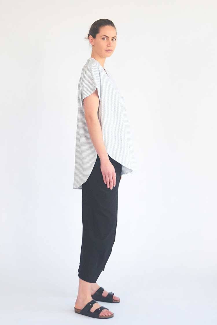 Cropped Tuscan Pant in French Navy Bottoms Mela Purdie 
