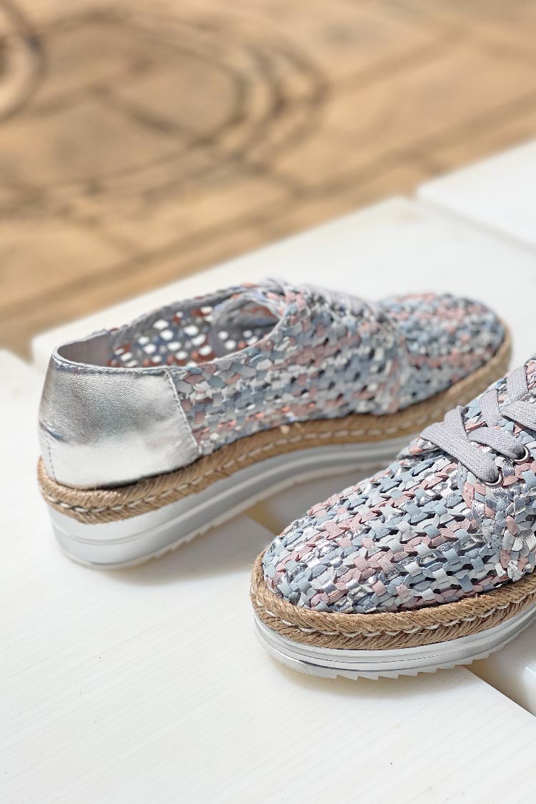 Evert Woven Flats in Silver