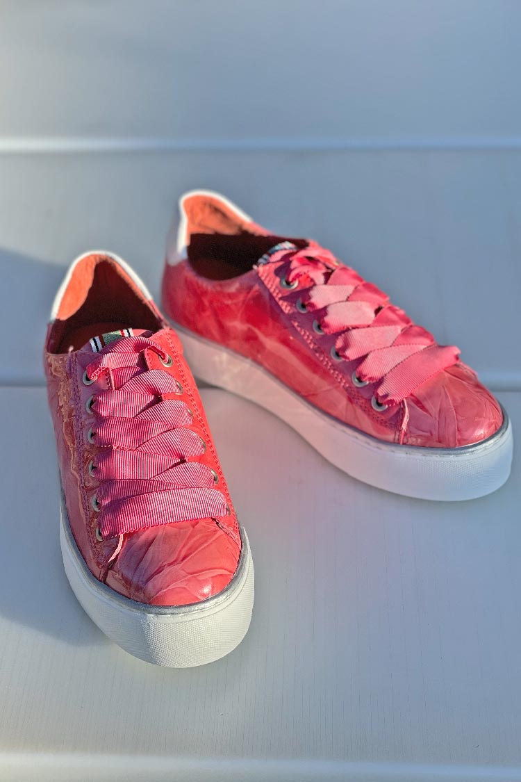 Finni Shrunken Patent Sneaker in Coral