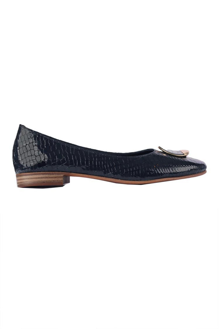 Gumi Slip On Flats in Navy