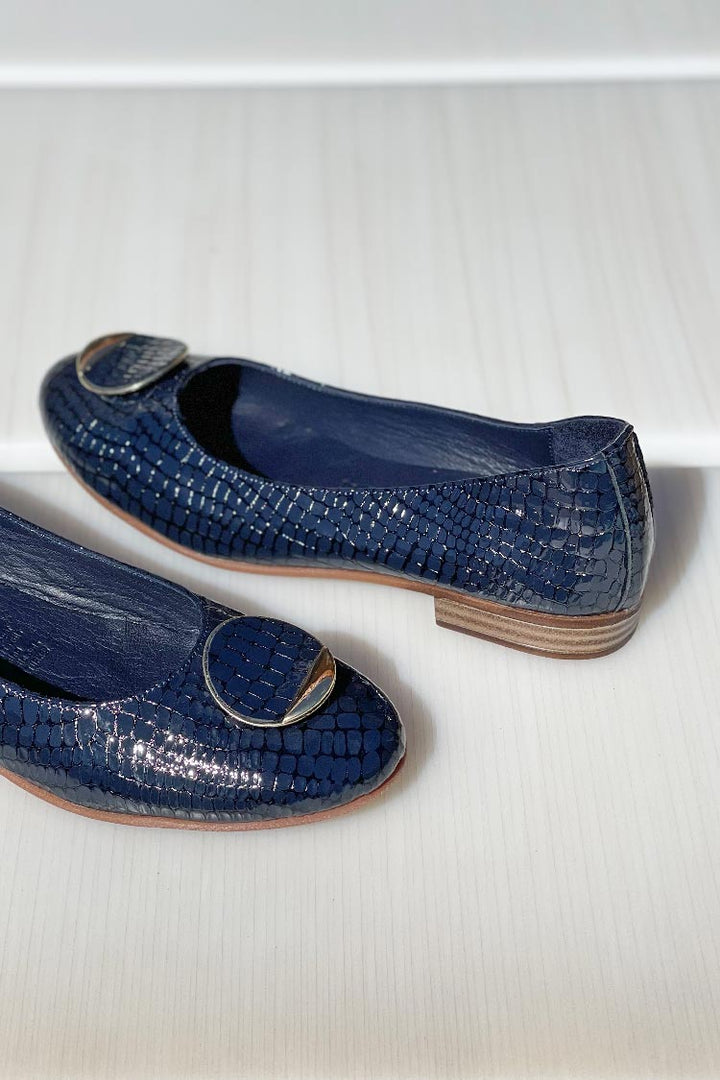 Gumi Slip On Flats in Navy