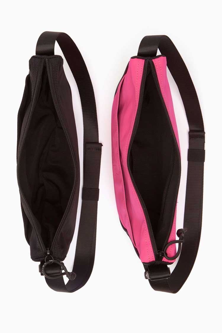 Incline Bag in Black