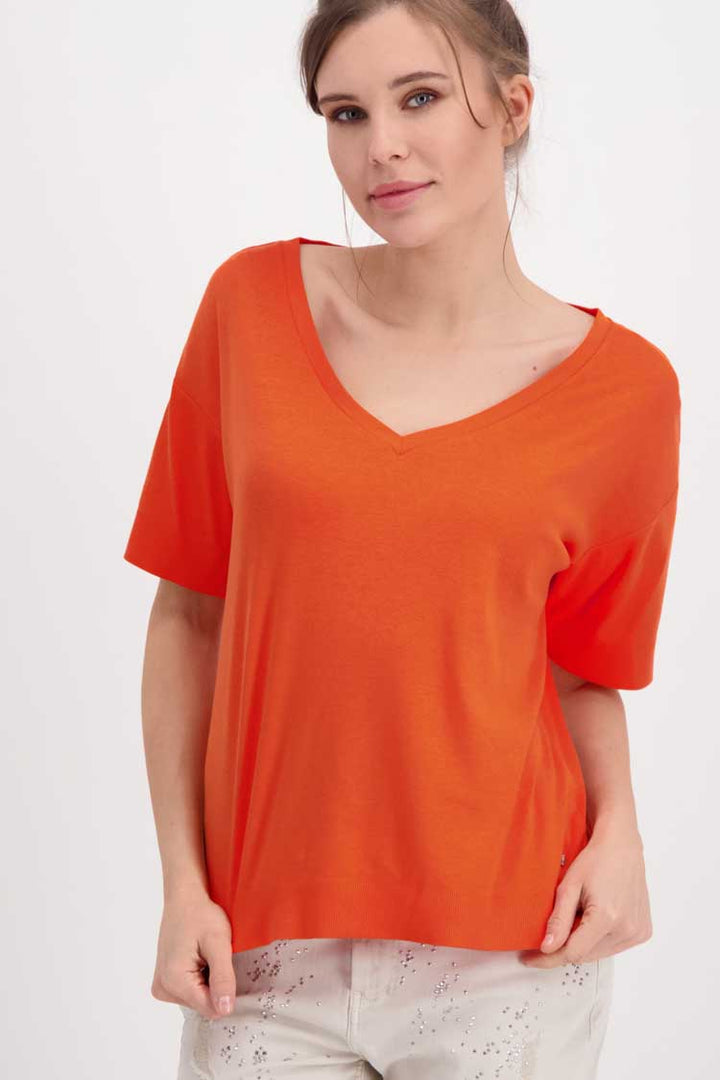 Lightweight Knitted V-neck Shirt | FINAL SALE