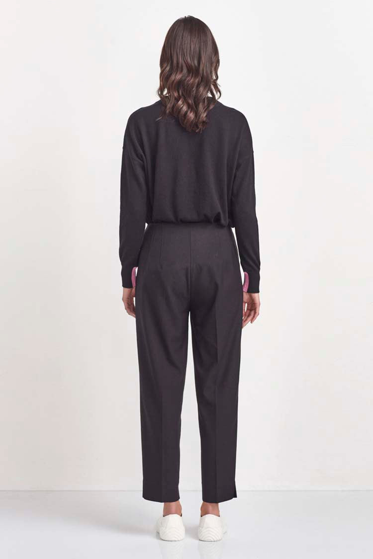 Lost Sweater in Black