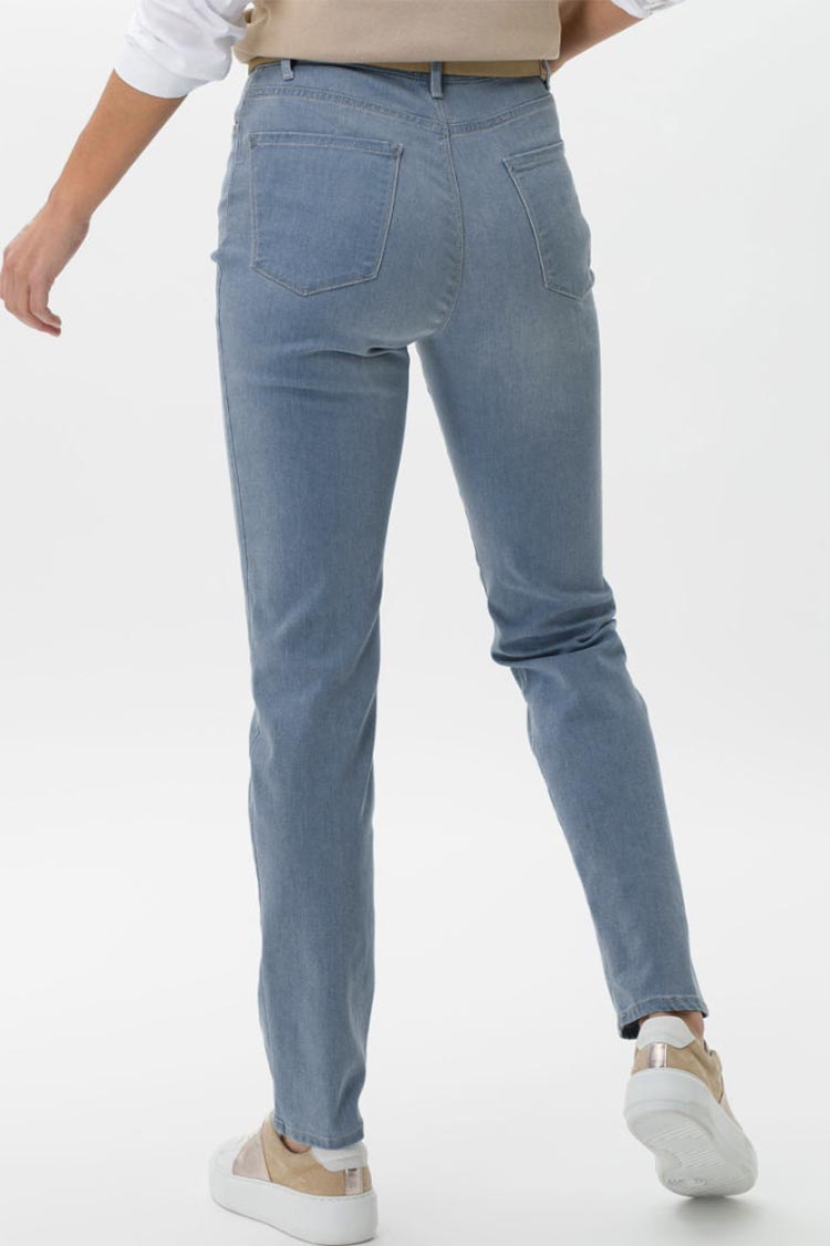 Mary Slim Fit Jeans in Mist Blue