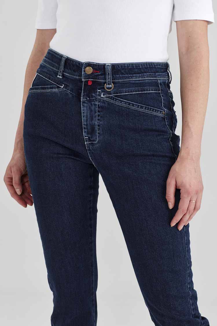 Master Jeans in Deep Indigo