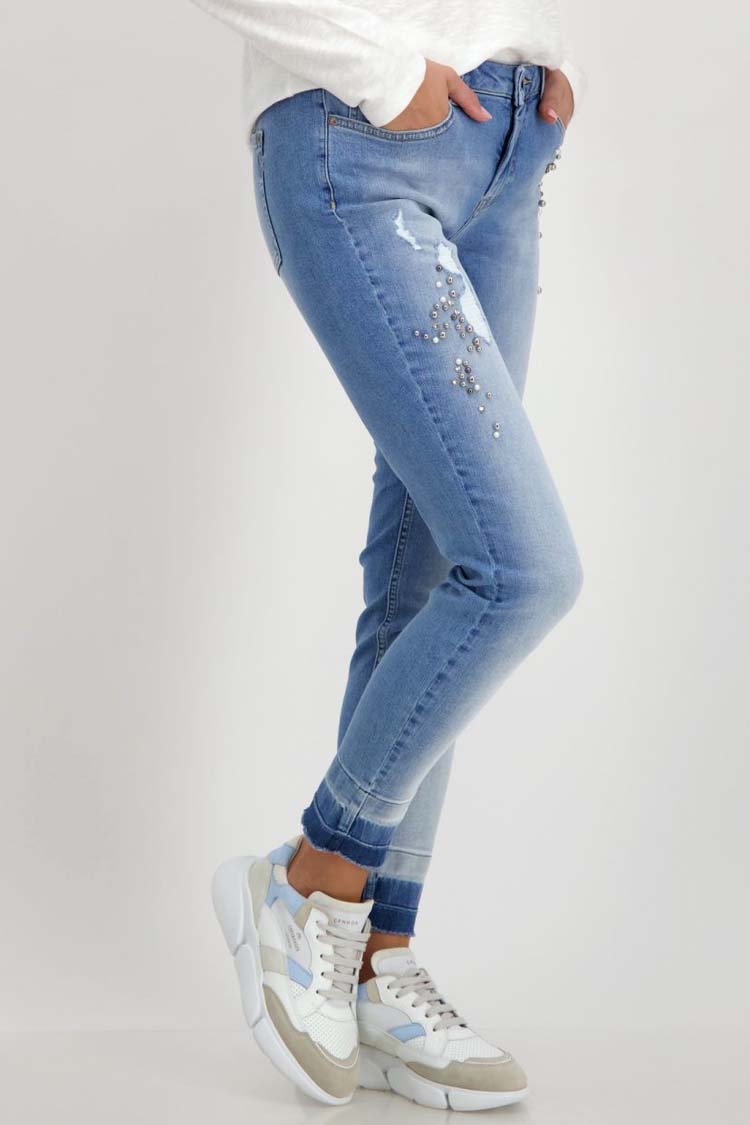 Raw Hem Pearl Jewel Jeans in Blue