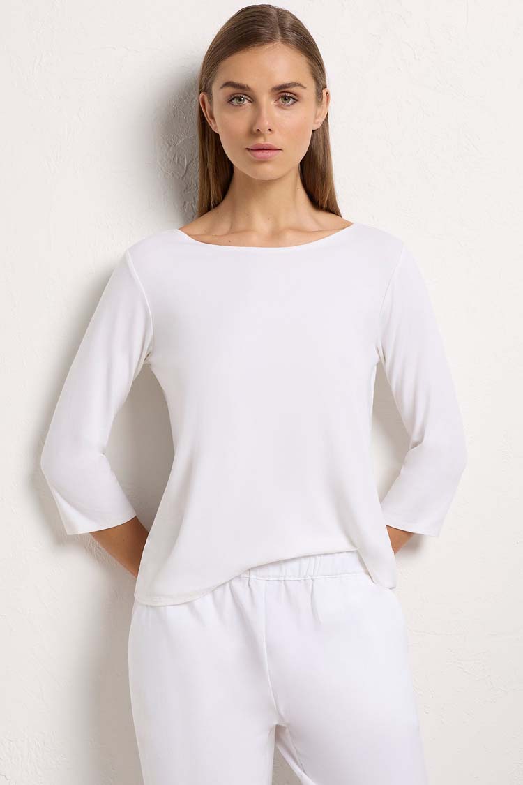 Relaxed Boat Neck in White