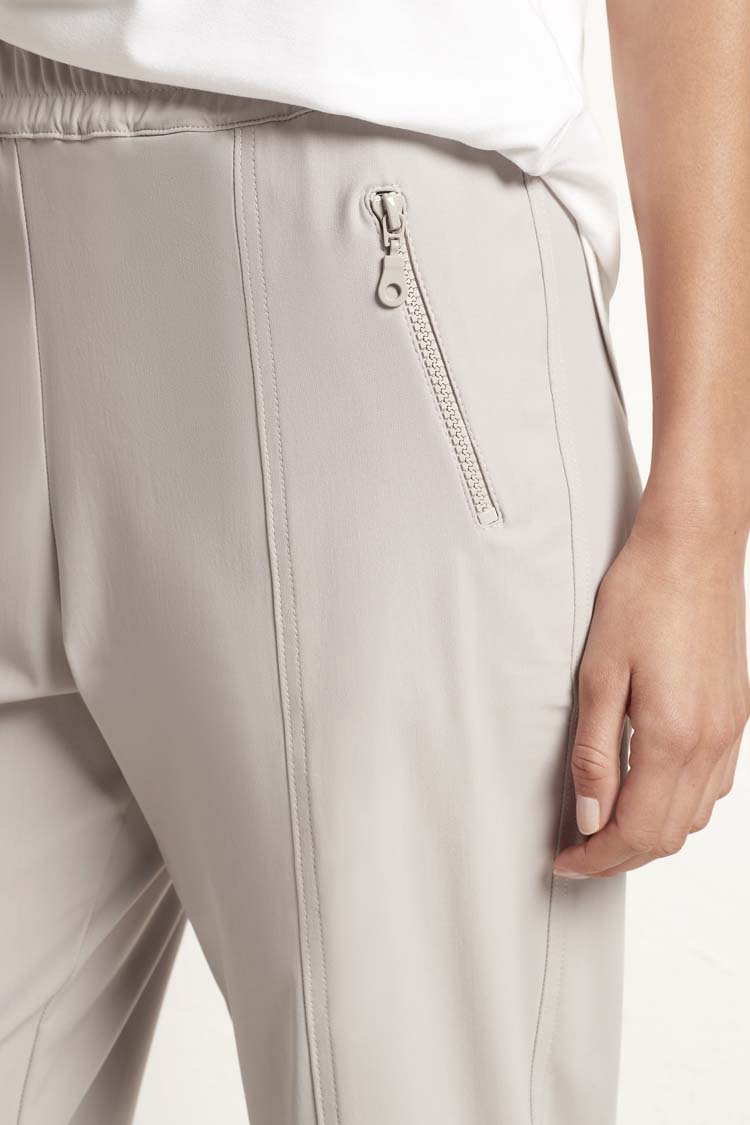 Scuba Zip Track in Oyster