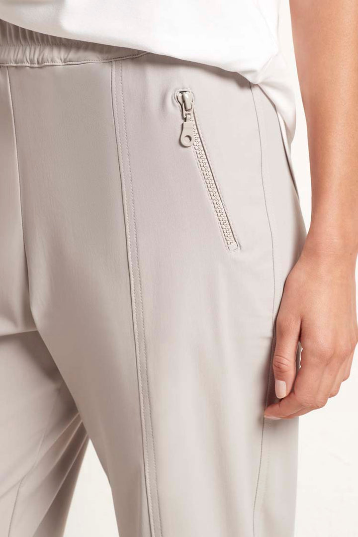 Scuba Zip Track in Oyster