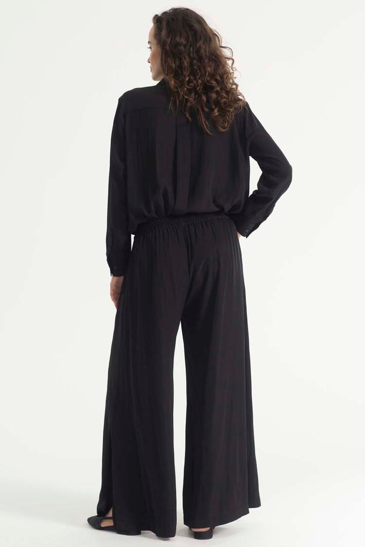 Swish Pant in Black