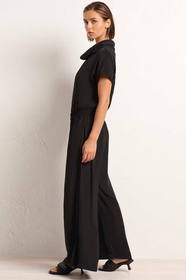 Swish Pant in Black