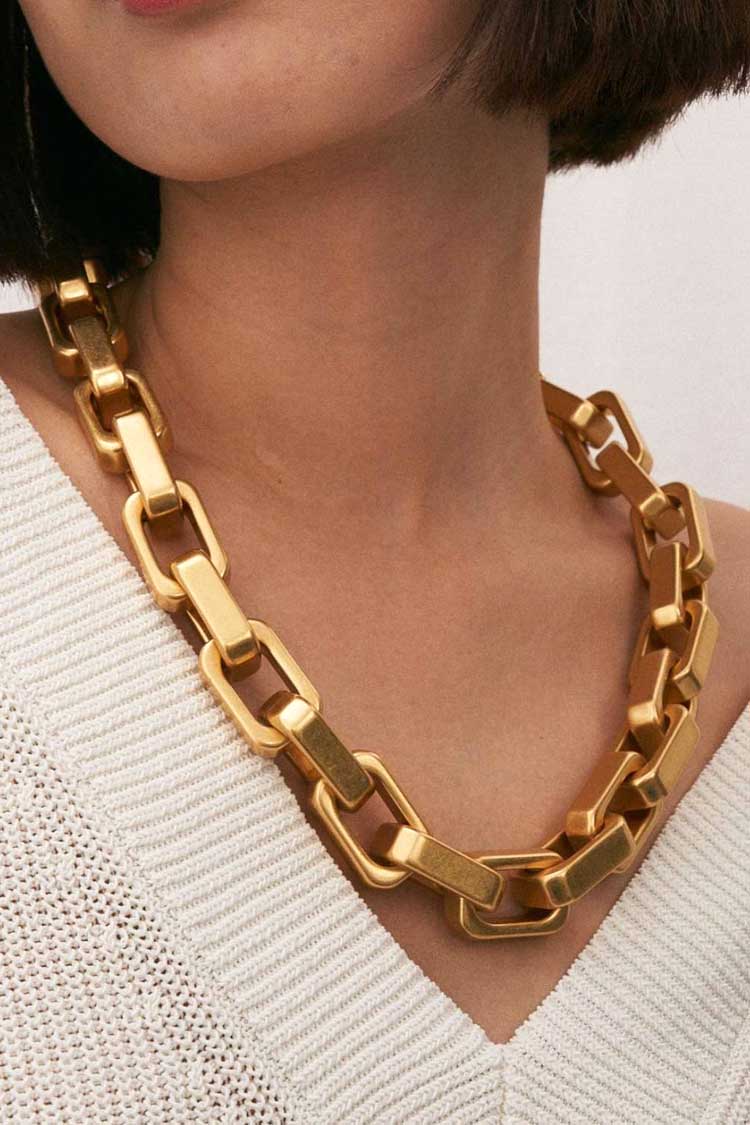 Tank Necklace in Gold Vintage